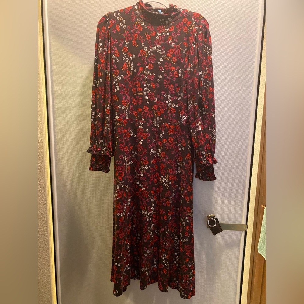 NWOT, Draper James Turtleneck Knit Dress in Ribbon Flower, Size M